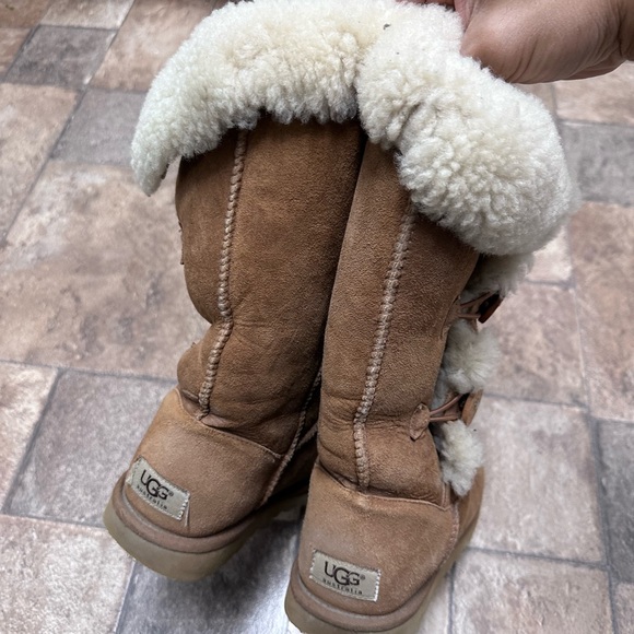 Ugg Bailey Button Triplet II Boot sz 8 - Picture 8 of 10